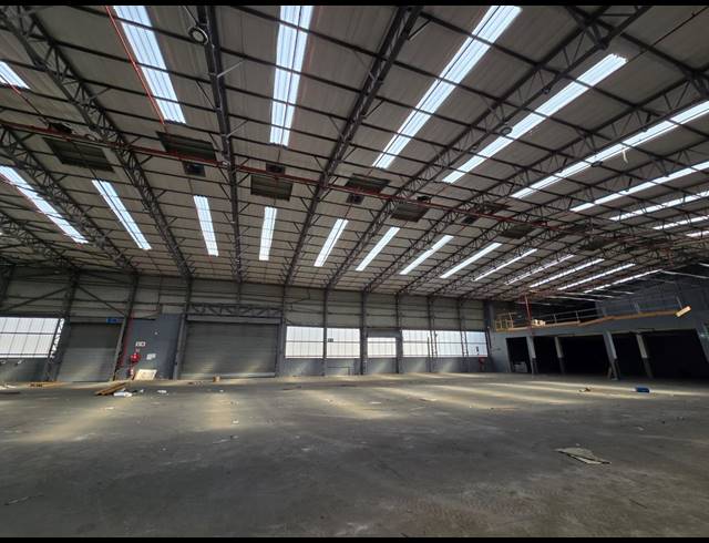 3,023M² WAREHOUSE TO LET IN BENROSE